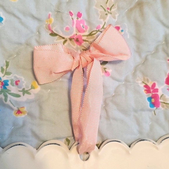 Pottery Barn Kids Ribbon Tin Letter "M" - Picture 3 of 6